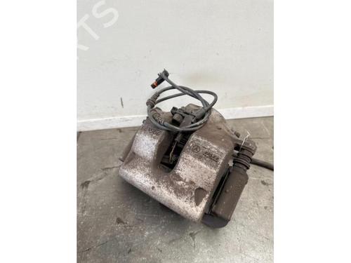 right-front-brake-caliper-mercedes-benz-e-class-w212-2009-2010-2011-2012-2013-2014-2015-2016-38848585 main image