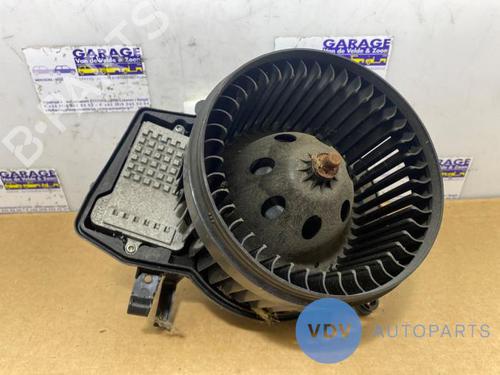 Used Heater blower motor MERCEDES-BENZ C-CLASS Coupe (CL203) C 180 (203.735) (129 hp) 25956674