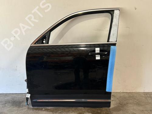 left-front-door-mercedes-benz-glb-x247-2019-38826191 main image