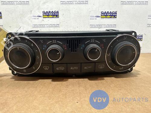 Used Climate control MERCEDES-BENZ C-CLASS (W203) C 200 CDI (203.007) (122 hp) 25948644