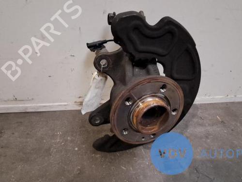 Used Right front steering knuckle MERCEDES-BENZ V-CLASS (W447) V 220 CDI / d 4-matic (447.811, 447.813) (163 hp) 25955823