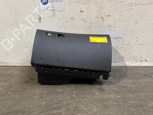 Used Glove box Glove box 38833731 38833731