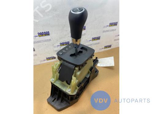 Gear lever MERCEDES-BENZ A-CLASS (W169) A 180 CDI (169.007, 169.307) | BP25952435M90 