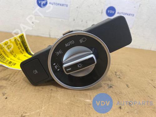 Used Headlight switch MERCEDES-BENZ CLA Coupe (C117) CLA 200 CDI / d (117.308) (136 hp) 25962120