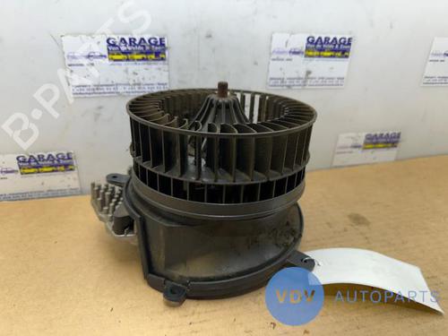 Used Heater blower motor MERCEDES-BENZ CLK (C208) CLK 230 Kompressor (208.347) (193 hp) 25956178