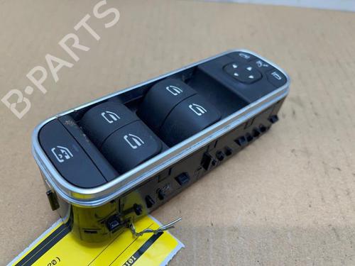 switch-mercedes-benz-a-class-saloon-v177-2018-38825211 main image