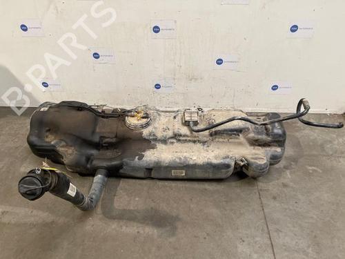 Benzintank Benzintank MERCEDES-BENZ SPRINTER 3,5-t Platform/Chassis (B906) 311 CDI (906.131, 906.133, 906.135, 906.231, 906.233,... (109 hp) 38833018 38833018