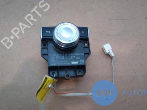 Used Display monitor MERCEDES-BENZ C-CLASS (W204) C 200 CDI (204.007, 204.006) (136 hp) 25945804