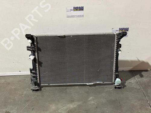Used Water radiator Water radiator 38852624 38852624