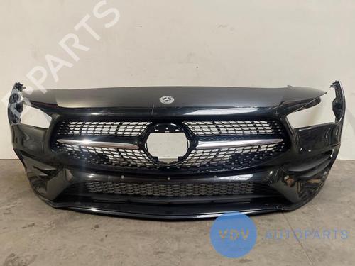 Paragolpes delantero MERCEDES-BENZ CLA (C118) CLA 180 (118.384) (136 hp) 29923549