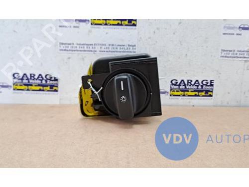 Used Headlight switch MERCEDES-BENZ A-CLASS (W169) A 180 CDI (169.007, 169.307) (109 hp) 25952429
