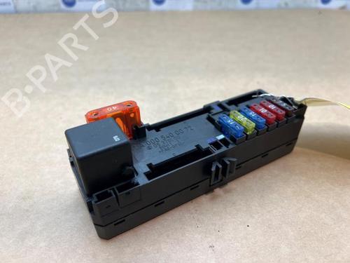 Used Fuse box Fuse box 38831666 38831666