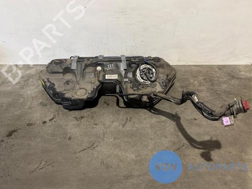 Réservoir de carburant MERCEDES-BENZ E-CLASS Convertible (A238) E 220 d (238.414) (163 hp) 29742612