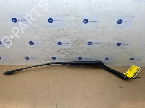 Used Front windshield wiper arm Front windshield wiper arm 38835367 38835367