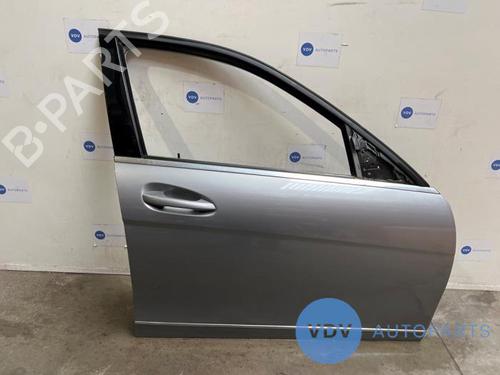 Porte avant droite MERCEDES-BENZ C-CLASS (W204) C 200 CDI (204.001) (136 hp) 25973124