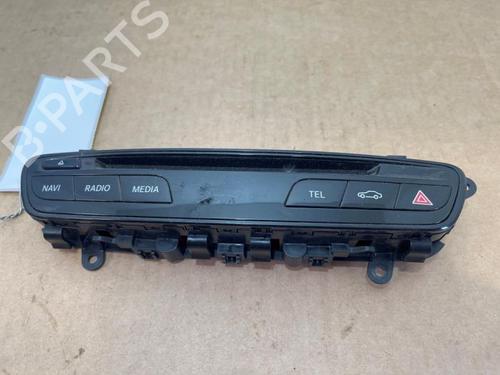 warning-switch-mercedes-benz-x-class-470-2017-2018-2019-2020-38829341 main image