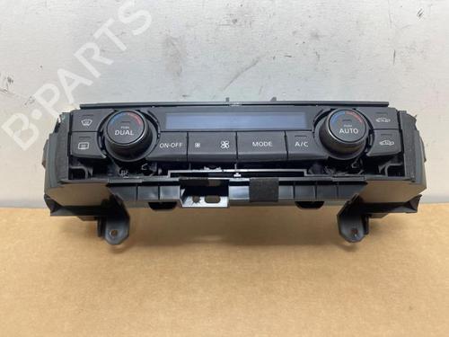climate-control-mercedes-benz-x-class-470-2017-2018-2019-2020-38823453 main image