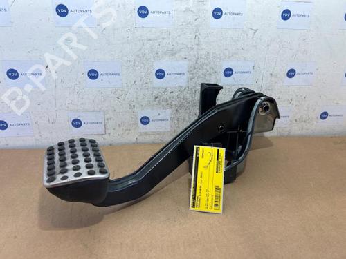 break-pedal-mercedes-benz-e-class-w212-2009-2010-2011-2012-2013-2014-2015-2016-38829936 main image