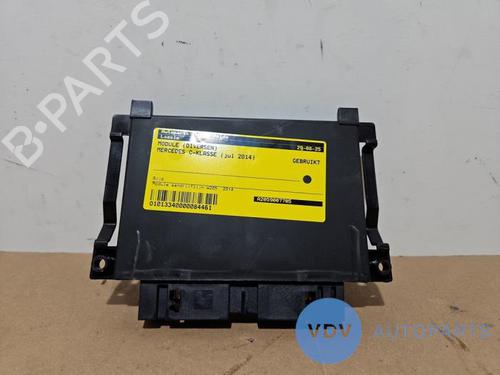 Øvrige Styrinhsenheder MERCEDES-BENZ C-CLASS (W205) C 220 BlueTEC / d (205.003) (163 hp) 28498189