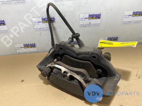 Used Right front brake caliper MERCEDES-BENZ E-CLASS (W212) E 200 CDI / BlueTEC (212.005, 212.006) (136 hp) 25955677