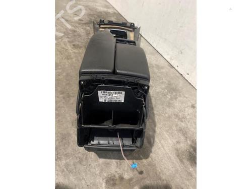 Middle console MERCEDES-BENZ C-CLASS (W204) C 63 AMG (204.077) | BP38823879I22 - Image 3