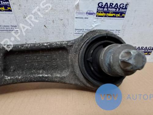 Right front suspension arm MERCEDES-BENZ C-CLASS (W205) C 200 BlueTEC / d (205.037) | BP25952780M13 