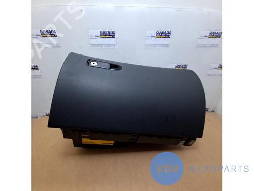 Used Glove box MERCEDES-BENZ C-CLASS T-Model (S205) C 200 BlueTEC / d (205.237) (136 hp) 25958612