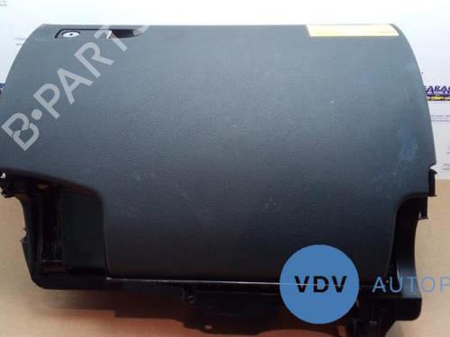 Used Glove box MERCEDES-BENZ C-CLASS (W204) C 200 CDI (204.001) (136 hp) 25944334