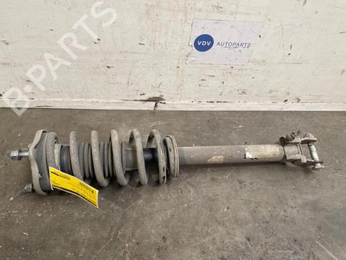 Used Right front shock absorber Right front shock absorber MERCEDES-BENZ C-CLASS T-Model (S205) C 300 de (205.213) (306 hp) 38833751 38833751
