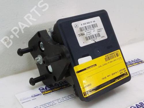 Used ABS pump ABS pump MERCEDES-BENZ C-CLASS T-Model (S205) C 180 d (205.200) (122 hp) 38856617 38856617