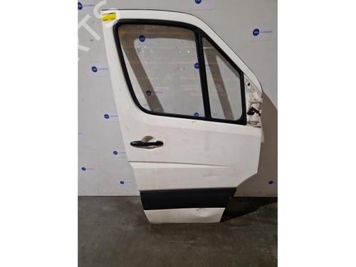 Used Right front door Right front door 38835382 38835382
