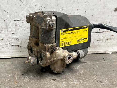 Used ABS pump ABS pump MERCEDES-BENZ S-CLASS (W126) 300 SE, SEL (126.024, 126.025) (188 hp) 40552405 40552405