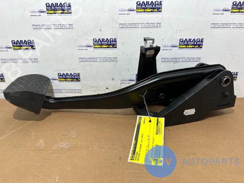 Used Break pedal MERCEDES-BENZ B-CLASS Sports Tourer (W246, W242) B 250 4-matic (246.246) (211 hp) 25945242
