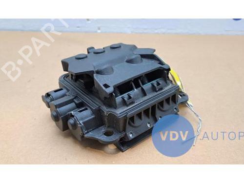 Ignition distributor MERCEDES-BENZ C-CLASS (W205) C 180 (205.040) | BP25960489M68 