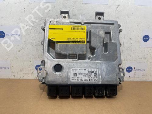 engine-control-unit-ecu-mercedes-benz-cla-shooting-brake-x118-2019-38835115 main image