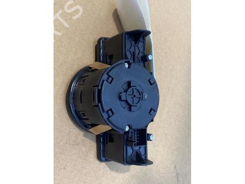 Headlight switch MERCEDES-BENZ VITO Van (W447) 111 CDI (447.601, 447.603, 447.605) | BP38843162I24 - Image 2
