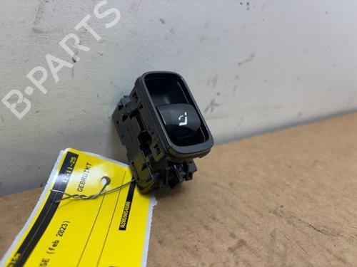 switch-mercedes-benz-eqs-v297-2021-38822778 main image