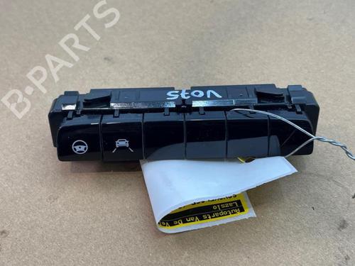 switch-mercedes-benz-cls-c257-2017-38829258 main image