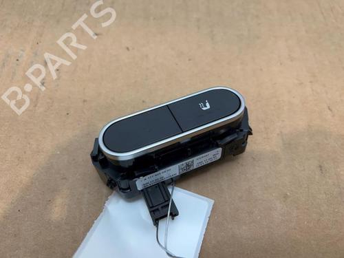 switch-mercedes-benz-a-class-saloon-v177-2018-38819905 main image