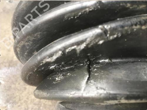 Used Right front driveshaft Right front driveshaft 38858040 38858040