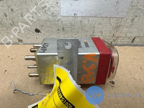 Used Electronic sensor MERCEDES-BENZ 190 (W201) 2.0 (201.022) (90 hp) 25966560