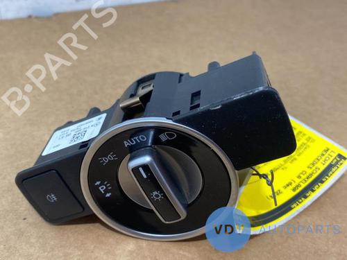 Used Headlight switch MERCEDES-BENZ CLA Coupe (C117) CLA 200 CDI / d (117.308) (136 hp) 25948397