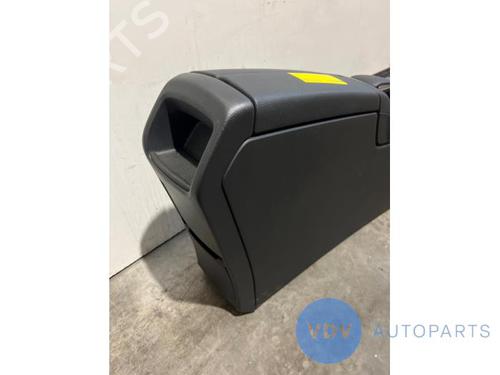 Middle console MERCEDES-BENZ B-CLASS Sports Tourer (W247) B 180 d (247.003) | BP30141487I22 