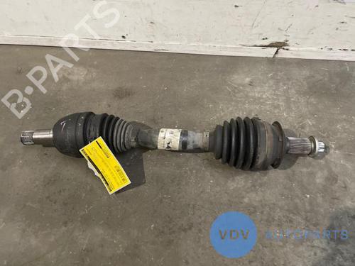 Used Left front driveshaft MERCEDES-BENZ CLA Shooting Brake (X117) CLA 180 (117.942) (122 hp) 25969210