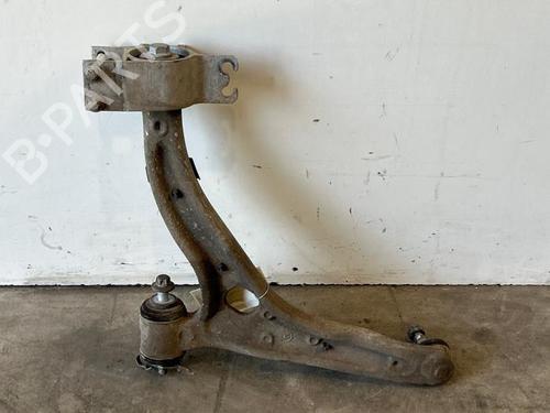 Used Right front suspension arm Right front suspension arm MERCEDES-BENZ /8 Coupe (W114) 280 CE (114.072) (185 hp) 40289510 40289510