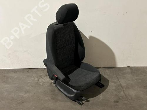 left-front-seat-mercedes-benz-vito-van-w447-2014-38843960 main image