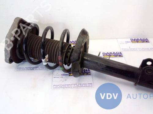 Used Right front shock absorber MERCEDES-BENZ GLA-CLASS (X156) GLA 200 CDI 4-matic (156.902) (136 hp) 25942080