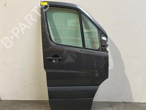 Tür rechts vorne für MERCEDES-BENZ SPRINTER 3,5-t Van (B906) 314 CDI (906.631, 906.633, 906.635, 906.637) (143 hp) 31056542