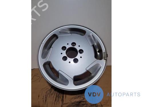 Used Rim MERCEDES-BENZ C-CLASS (W202) C 200 CDI (202.134) (102 hp) 25972321