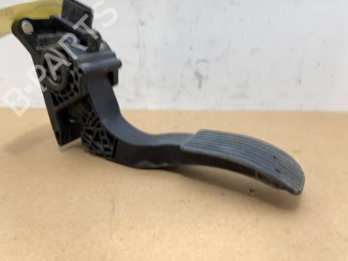 pedal-mercedes-benz-sprinter-35-t-van-b907-b910-2018-38824369 main image